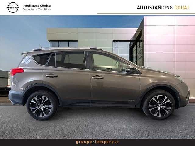 Toyota RAV4 124 D-4D Life 2WD