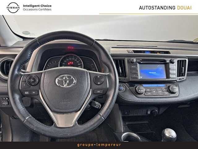 Toyota RAV4 124 D-4D Life 2WD