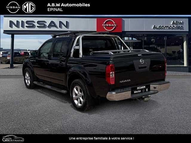 Nissan Navara 2.5 dCi 190ch Double-Cab LE