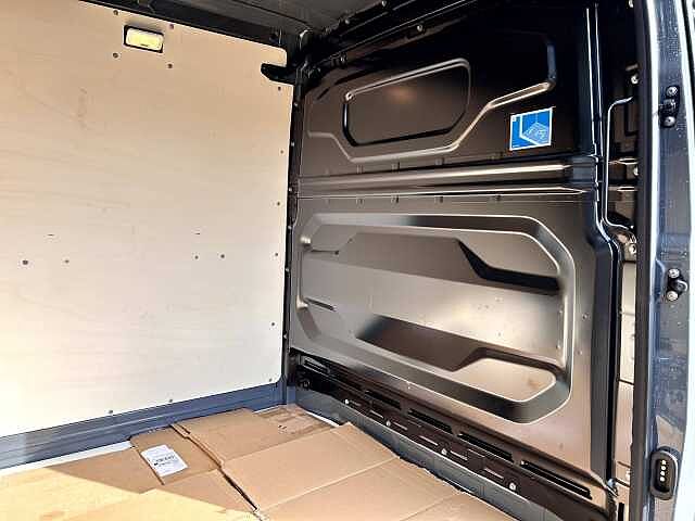 Nissan Interstar fourgon 3T5 L2H2 2.0 DCI 130
