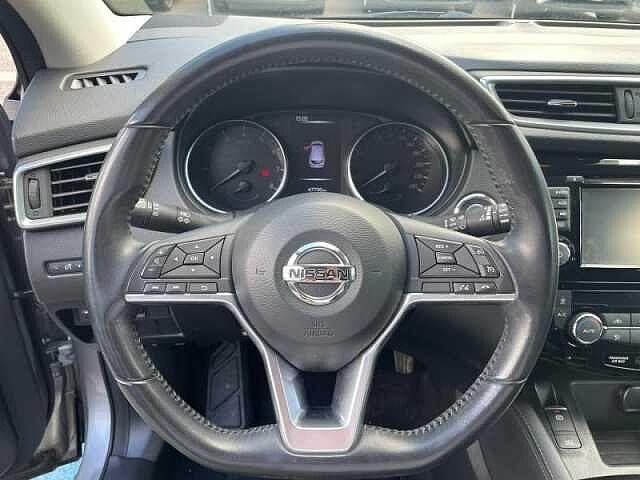 Nissan Qashqai 1.2 DIG-T 115ch N-Connecta