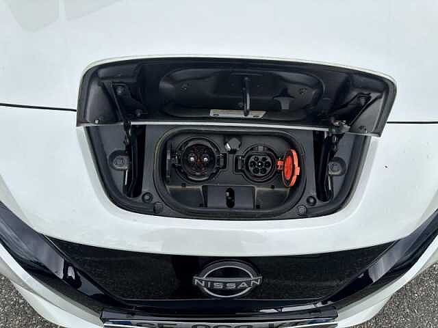 Nissan Leaf 150ch 40kWh N-Connecta 22
