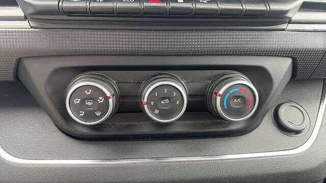 Nissan Primastar fourgon L1H1 2T8 2.0 DCI 130 S/S BVM