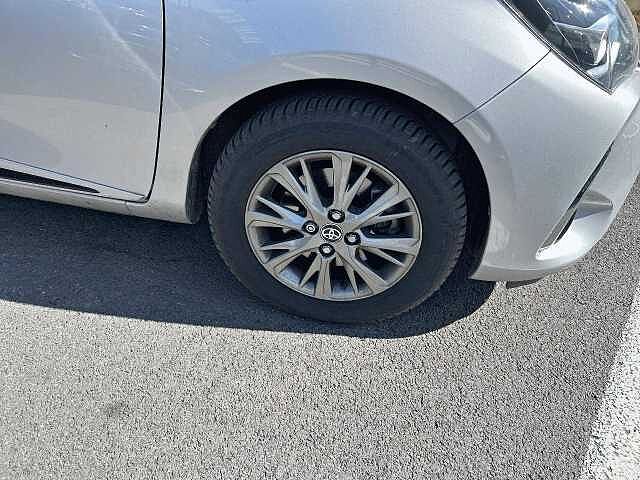 Toyota Yaris hybride mc2 Yaris Hybride 100h