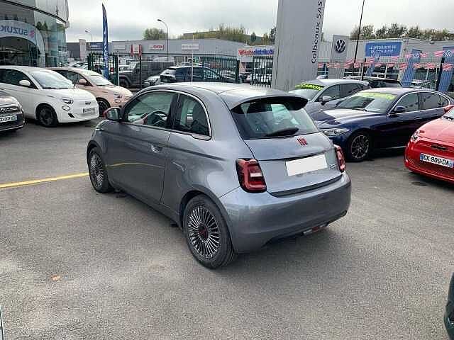 Fiat 500e berline my22 serie 1 step 2 500 e 95 ch