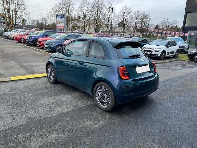 Fiat 500e berline my22 serie 1 step 2 500 e 118 ch