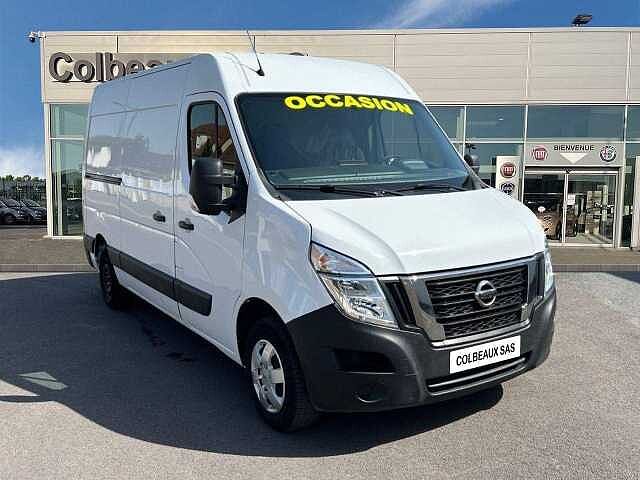 Nissan Interstar fourgon L2H2 3T3 2.3 DCI 135
