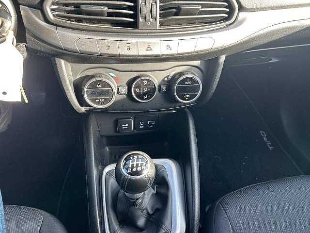 Fiat Tipo 5 portes 1.4 95 ch