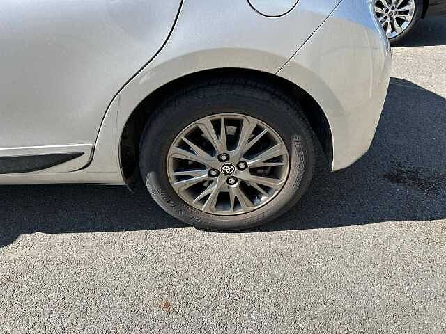 Toyota Yaris hybride mc2 Yaris Hybride 100h