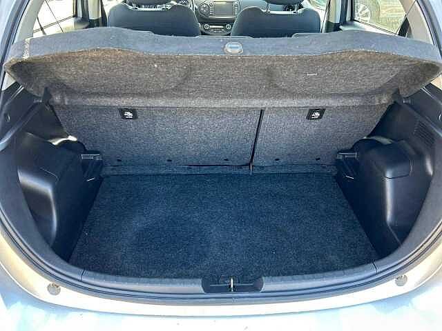 Toyota Yaris hybride mc2 Yaris Hybride 100h