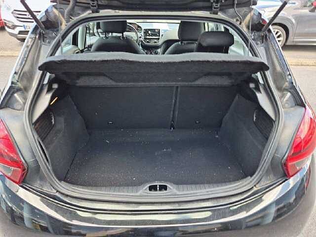 Peugeot 208 PureTech 82ch S&amp;S BVM5