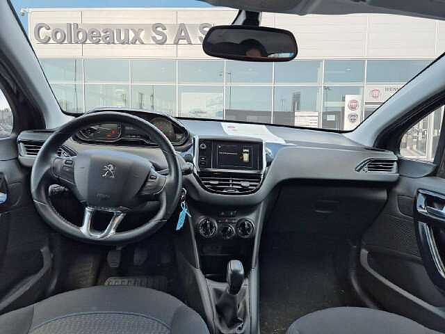 Peugeot 208 PureTech 82ch S&amp;S BVM5