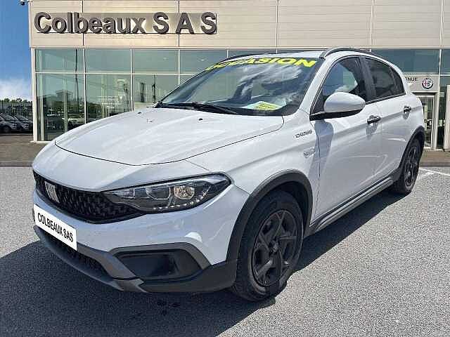 Fiat Tipo cross 5 portes my22 Tipo Cross 5 Portes 1.0 Firefly Turbo 100 ch S&amp;S
