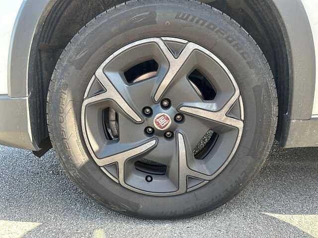 Fiat Tipo cross 5 portes my22 Tipo Cross 5 Portes 1.0 Firefly Turbo 100 ch S&amp;S