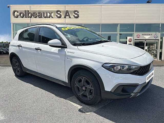 Fiat Tipo cross 5 portes my22 Tipo Cross 5 Portes 1.0 Firefly Turbo 100 ch S&amp;S