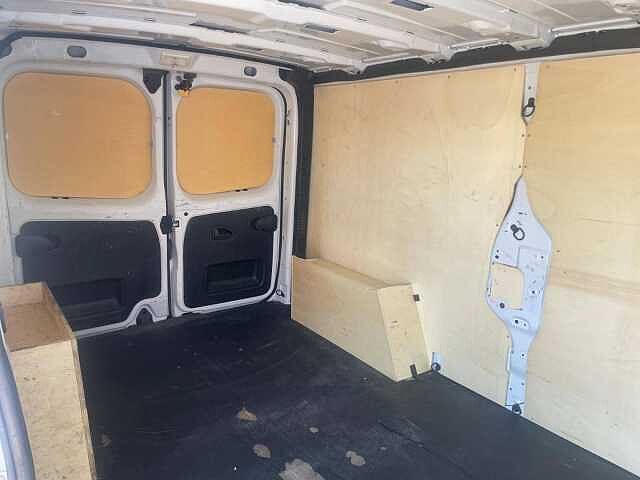 Nissan Nv300 fourgon 2019 euro 6d-temp NV300 FOURGON L2H1 3T0 2.0 DCI 145 S/S BVM