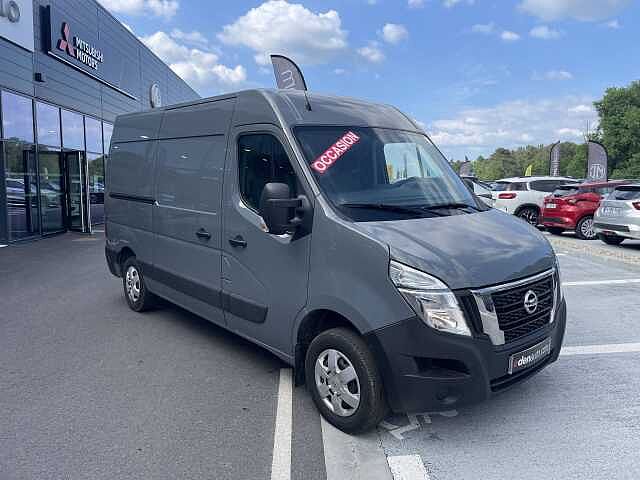 Nissan Interstar fourgon L2H2 3T3 2.3 DCI 135