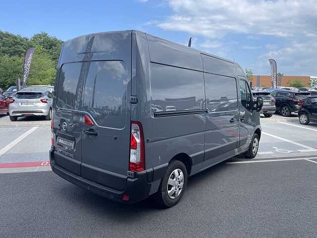 Nissan Interstar fourgon L2H2 3T3 2.3 DCI 135
