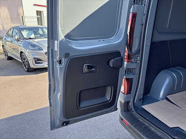 Nissan PRIMASTAR FOURGON PRIMASTAR FOURGON L2H1 3T1 2.0 DCI 150 S/S BVM