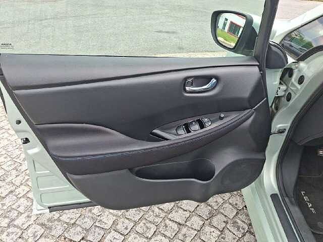 Nissan LEAF Leaf Electrique 40kWh