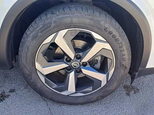 Nissan Qashqai 1.3 Mild Hybrid 140ch N-Connecta