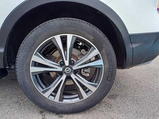 Nissan Qashqai 1.3 DIG-T 140ch N-Connecta 2019 Euro6-EVAP