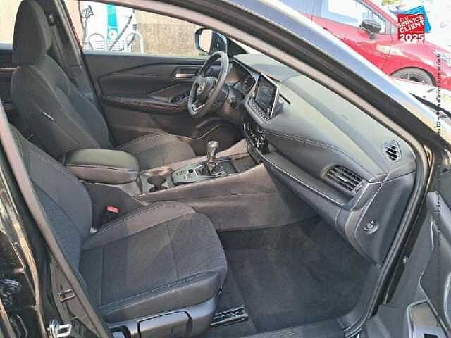 Nissan Qashqai 1.3 Mild Hybrid 140ch Business Edition 2022 Camera