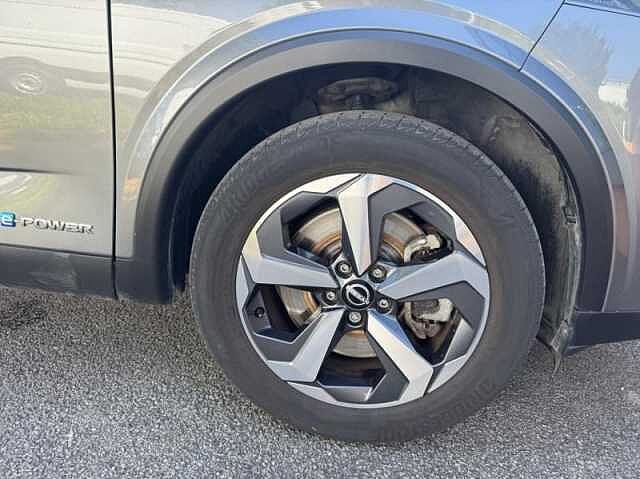Nissan Qashqai e-POWER 190ch Business Edition 2022