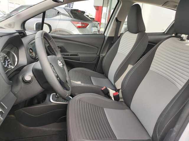 Toyota Yaris hybride my19 Yaris Hybride 100h