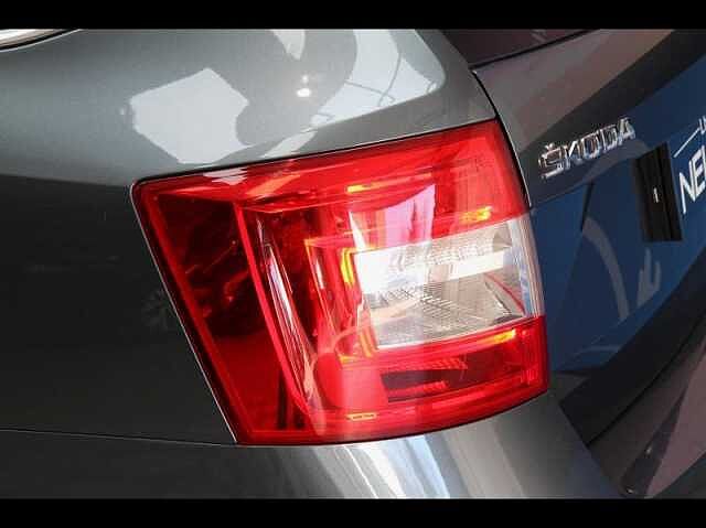 Skoda Octavia Combi 1.6 TDI 116ch SCR FAP Clever DSG7