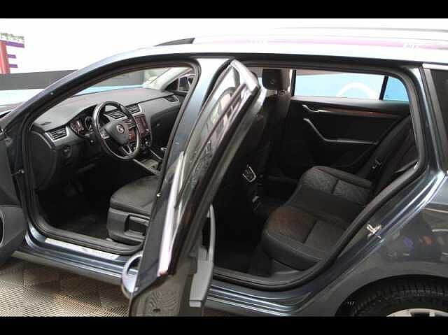 Skoda Octavia Combi 1.6 TDI 116ch SCR FAP Clever DSG7