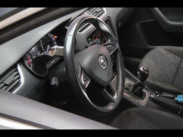 Skoda Octavia Combi 1.6 TDI 116ch SCR FAP Clever DSG7