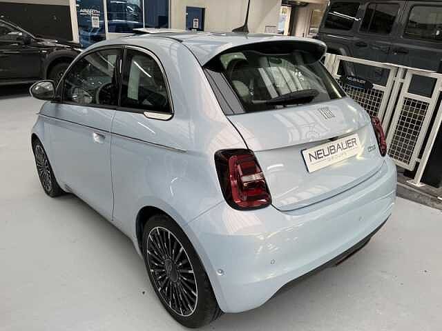 Fiat 500 e 118ch La Prima