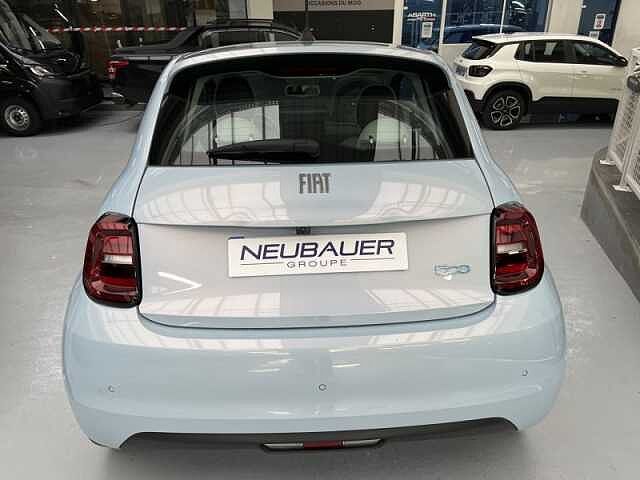 Fiat 500 e 118ch La Prima