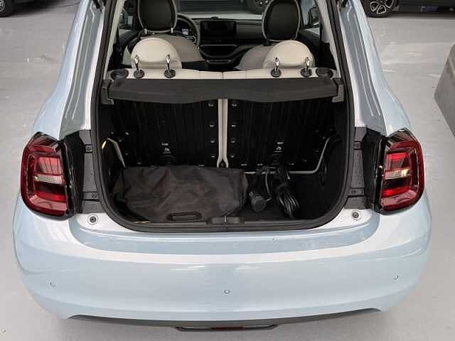 Fiat 500 e 118ch La Prima