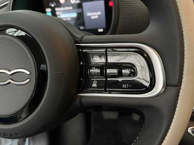 Fiat 500 e 118ch La Prima