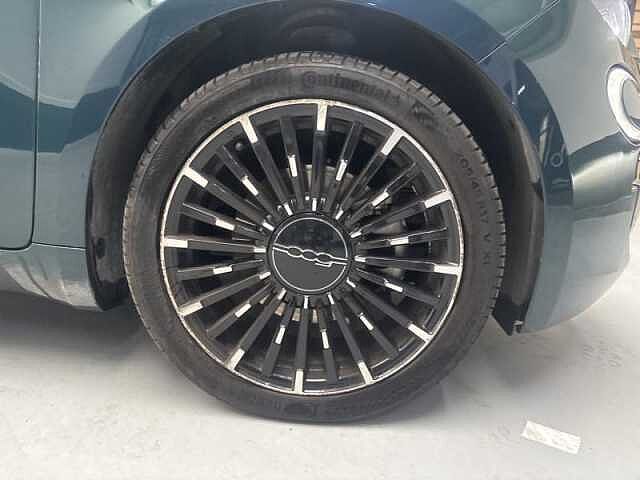 Fiat 500 e 118ch La Prima