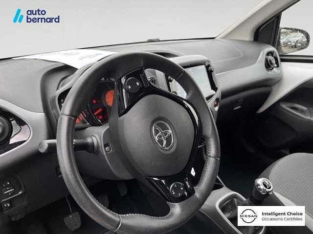Toyota Aygo 1.0 VVT-i 72ch x-play 5p MY21