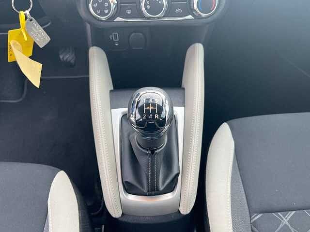 Nissan Micra 2017 Micra 1.0 - 71