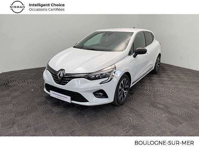 Renault Clio v Clio TCe 90