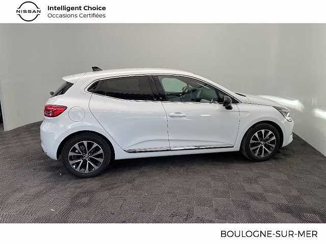 Renault Clio v Clio TCe 90