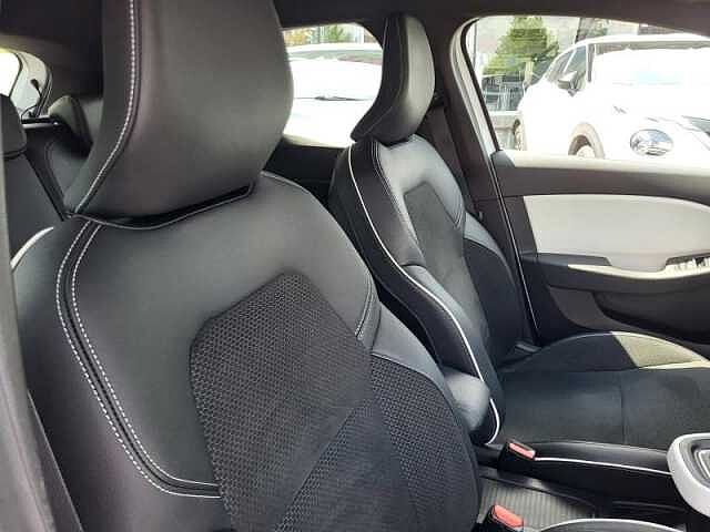 Renault Clio 1.6 E-Tech 140ch Intens