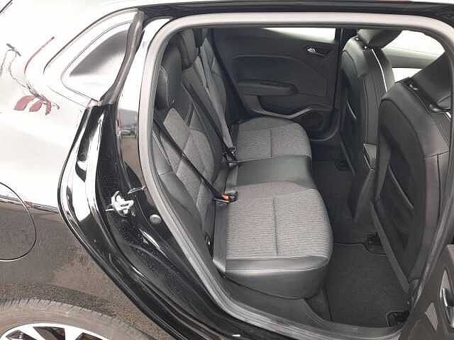 Renault Clio v Clio TCe 90 - 21N