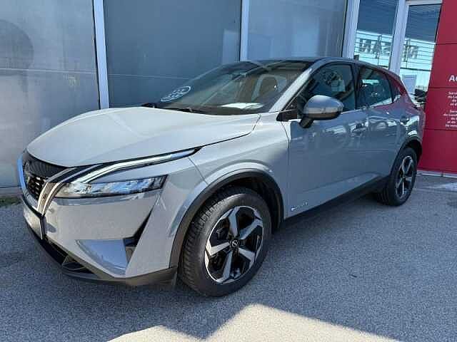 Nissan Qashqai e-POWER 190ch Business Edition 2022
