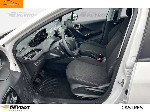 Peugeot 208 PureTech 82ch S&amp;S BVM5