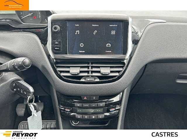 Peugeot 208 PureTech 82ch S&amp;S BVM5