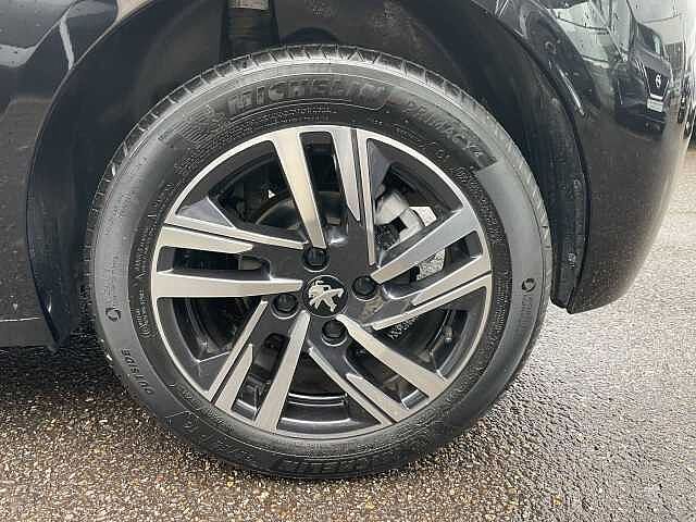 Peugeot 208 PureTech 100 S&amp;S BVM6
