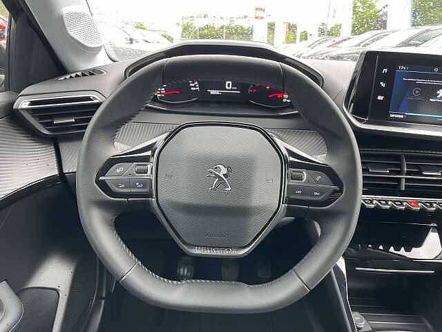 Peugeot 208 PureTech 100 S&amp;S BVM6