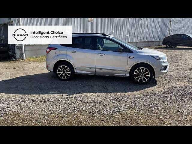 Ford Kuga 2.0 TDCi 150ch Stop&amp;Start ST-Line Black &amp; Silver 141g 4x2 Euro6.2