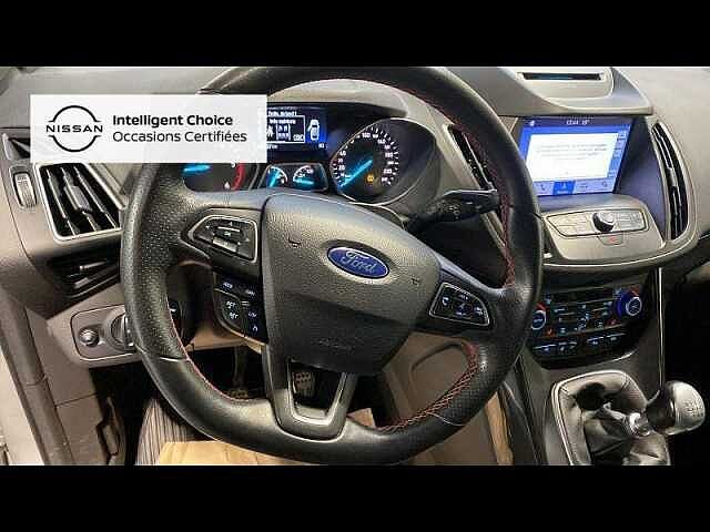 Ford Kuga 2.0 TDCi 150ch Stop&amp;Start ST-Line Black &amp; Silver 141g 4x2 Euro6.2